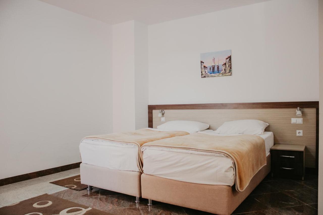Hotel Villa Matic Neum Exterior photo